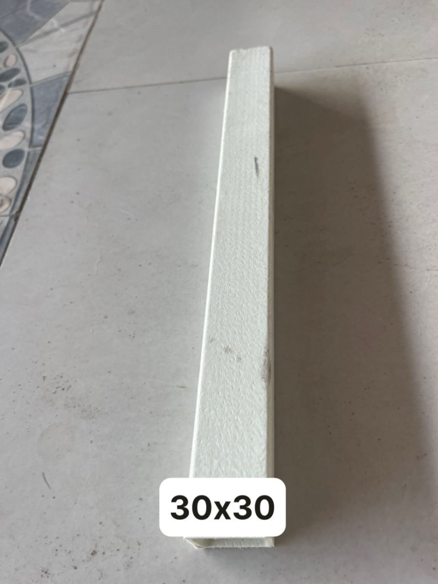 Hộp Nhựa Composite 30x30x 2ly (Cây 6m )